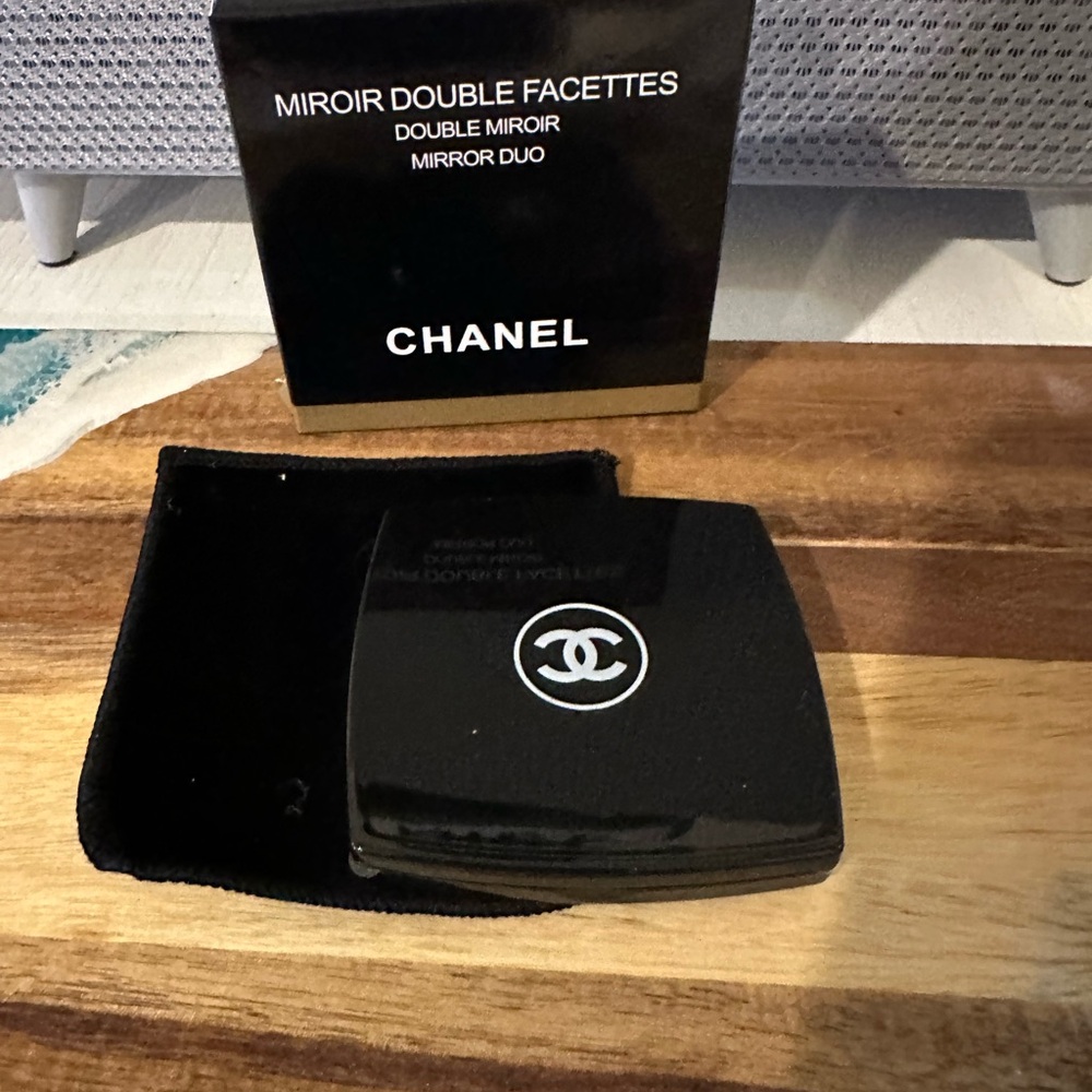 Authentic CHANEL Black Mirror Duo Compact